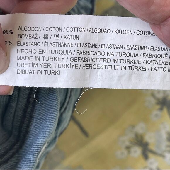 Pull & Bear Acid Wash Jeans Shorts, Size 6 - Picture 4 of 7